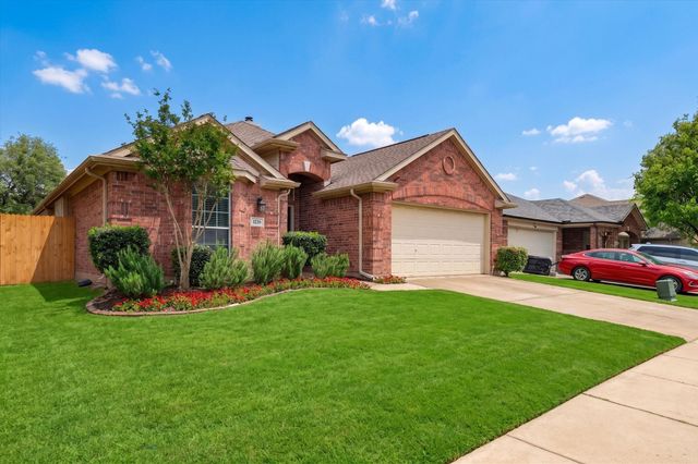 1220 Goldeneye, Aubrey, TX 76227