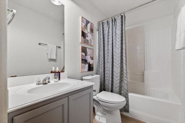 1220 Goldeneye, Aubrey, TX 76227