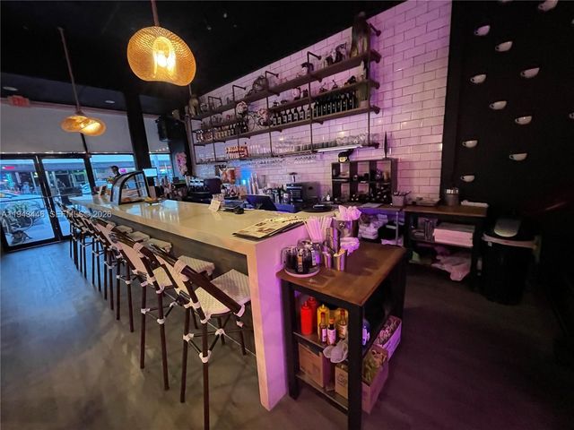 310 71st St, Miami Beach, FL 33141