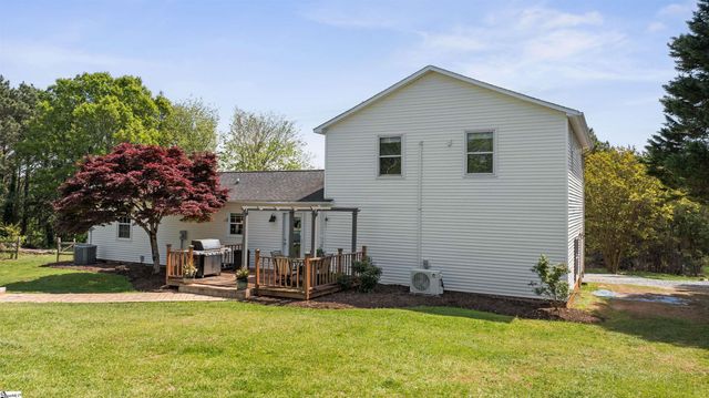 10300 Reidville Road, Greer, SC 29651