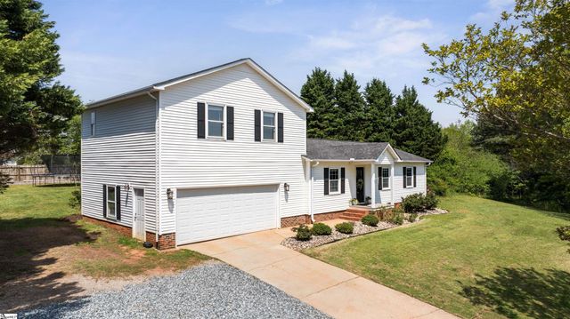 10300 Reidville Road, Greer, SC 29651