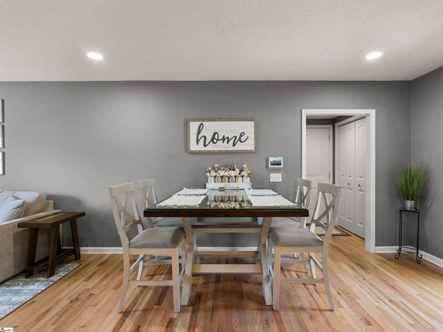 10300 Reidville Road, Greer, SC 29651