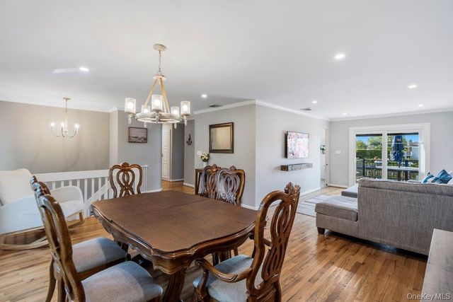 159 Driftwood Drive, West Islip, NY 11795