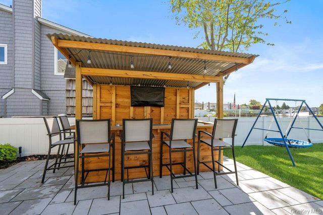 159 Driftwood Drive, West Islip, NY 11795