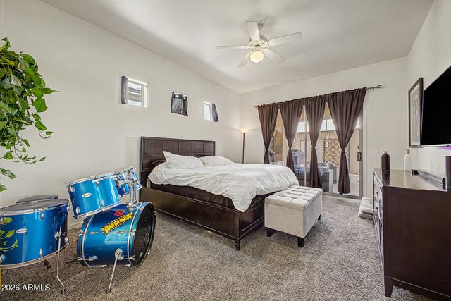 3901 E CARTER Drive, Phoenix, AZ 85042