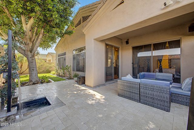 3901 E CARTER Drive, Phoenix, AZ 85042