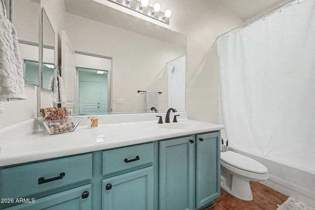 3901 E CARTER Drive, Phoenix, AZ 85042