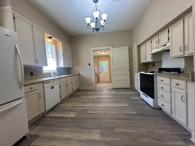 120 Wilson Street, Lonoke, AR 72086