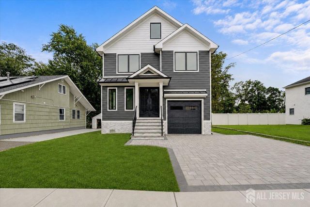 29 Lake Street, Jamesburg, NJ 08831