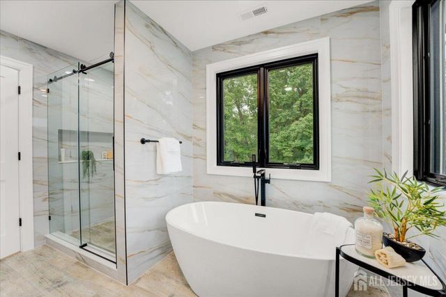 29 Lake Street, Jamesburg, NJ 08831