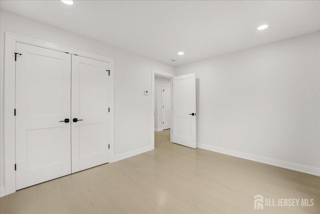 29 Lake Street, Jamesburg, NJ 08831