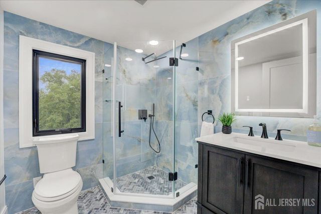 29 Lake Street, Jamesburg, NJ 08831