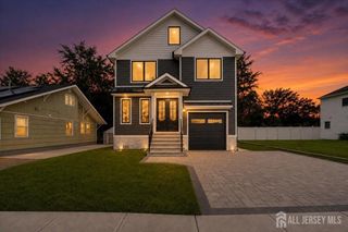 29 Lake Street, Jamesburg, NJ 08831