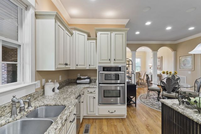 8288 Guthrie Rd, Cross Plains, TN 37049