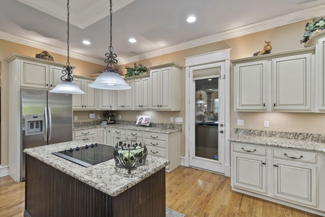 8288 Guthrie Rd, Cross Plains, TN 37049