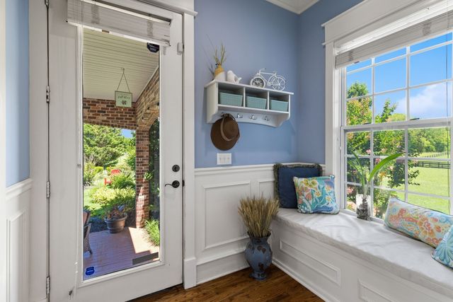 8288 Guthrie Rd, Cross Plains, TN 37049