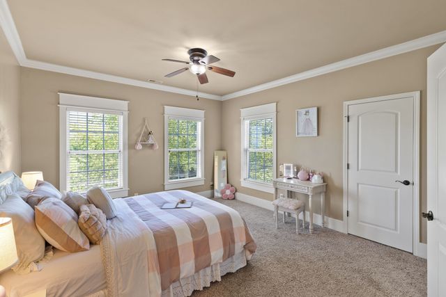 8288 Guthrie Rd, Cross Plains, TN 37049