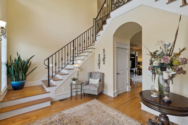 8288 Guthrie Rd, Cross Plains, TN 37049