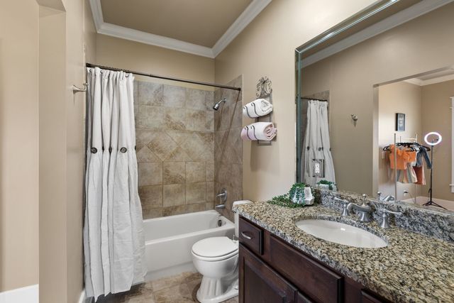 8288 Guthrie Rd, Cross Plains, TN 37049