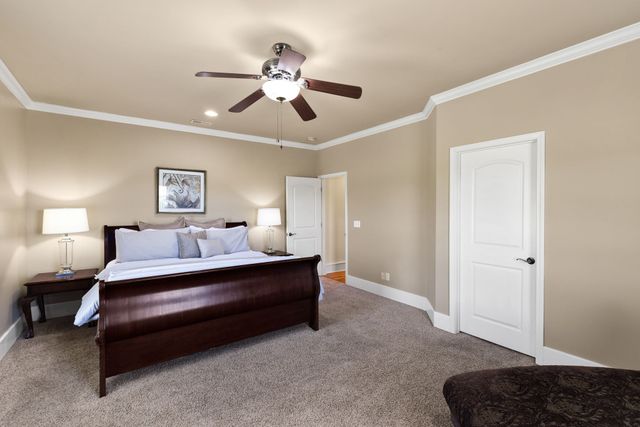 8288 Guthrie Rd, Cross Plains, TN 37049