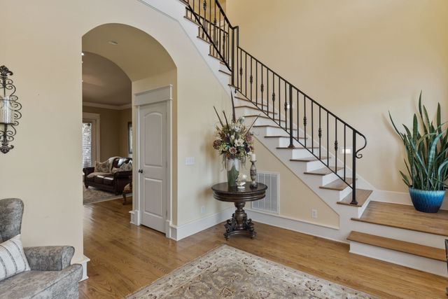 8288 Guthrie Rd, Cross Plains, TN 37049