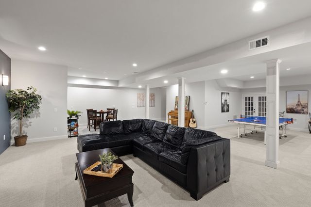 8288 Guthrie Rd, Cross Plains, TN 37049