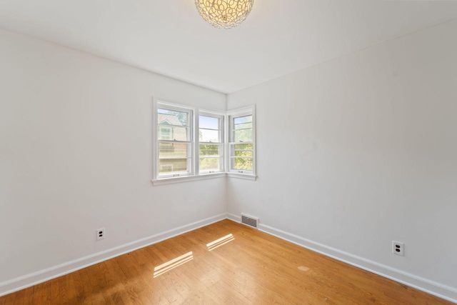 161 E Prospect STREET, Port Washington, WI 53074