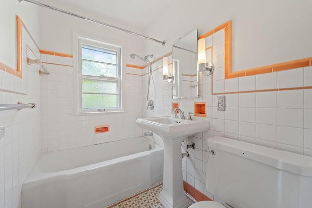 161 E Prospect STREET, Port Washington, WI 53074
