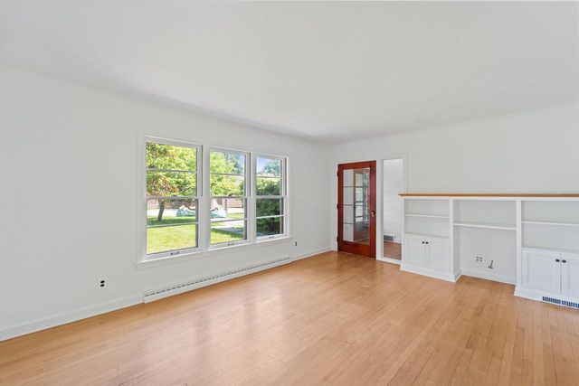 161 E Prospect STREET, Port Washington, WI 53074