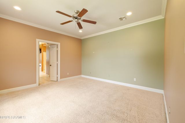 214 Devon Way, Youngsville, LA 70592