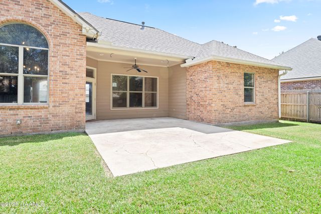 214 Devon Way, Youngsville, LA 70592