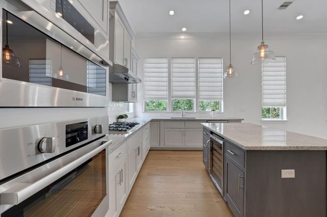 4045 Leeland Street, Houston, TX 77023