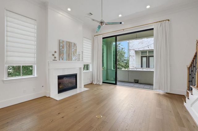 4045 Leeland Street, Houston, TX 77023