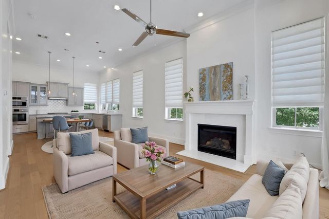 4045 Leeland Street, Houston, TX 77023