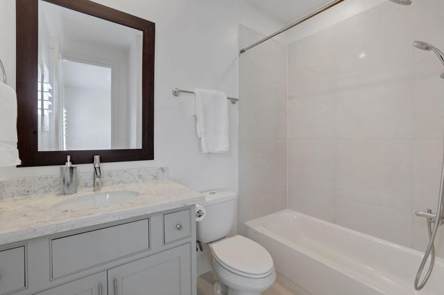 4045 Leeland Street, Houston, TX 77023