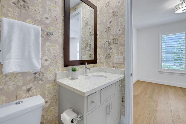 4045 Leeland Street, Houston, TX 77023
