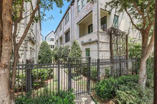 4045 Leeland Street, Houston, TX 77023