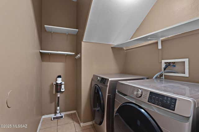 3642 E Drexel Manor Stravenue, Tucson, AZ 85706