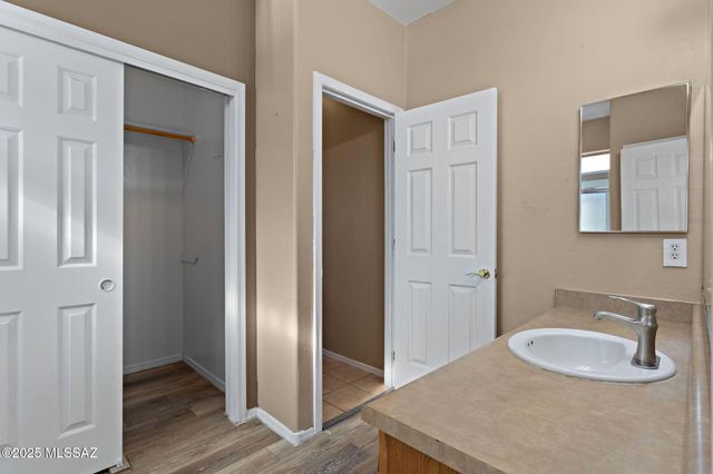 3642 E Drexel Manor Stravenue, Tucson, AZ 85706