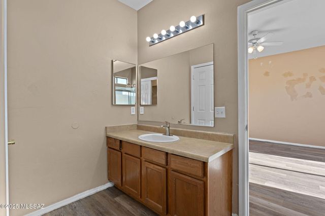 3642 E Drexel Manor Stravenue, Tucson, AZ 85706