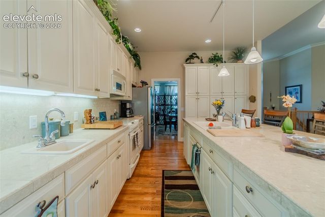 14359 Eagle Villa Grove, Colorado Springs, CO 80921