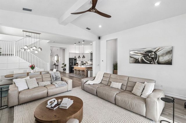 8795 Grand Prix Lane, Boynton Beach, FL 33472