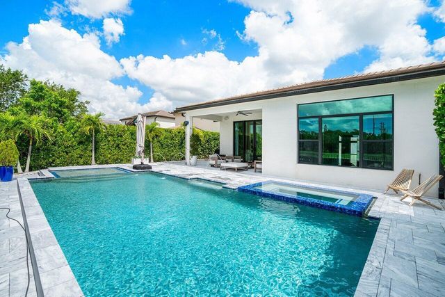 8795 Grand Prix Lane, Boynton Beach, FL 33472