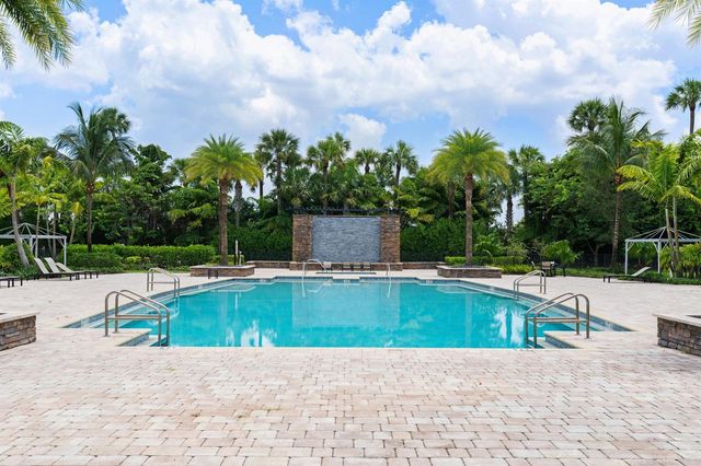 8795 Grand Prix Lane, Boynton Beach, FL 33472