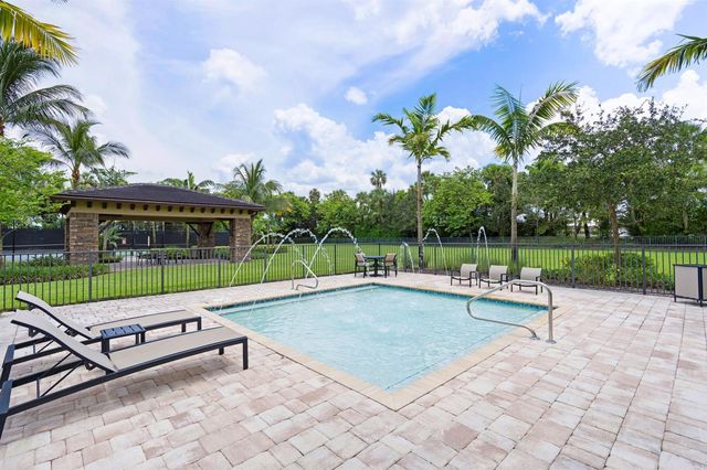 8795 Grand Prix Lane, Boynton Beach, FL 33472