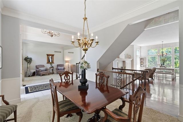 5634 Cottonwood Drive, Shawnee, KS 66216