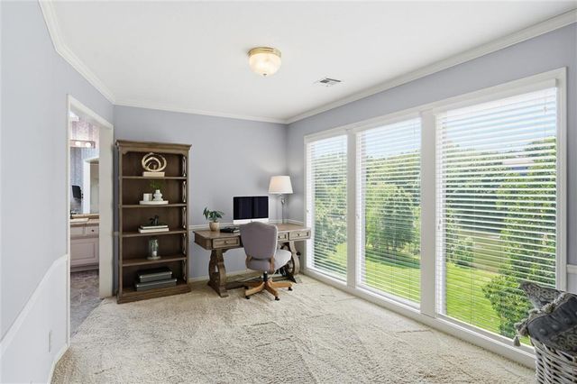 5634 Cottonwood Drive, Shawnee, KS 66216