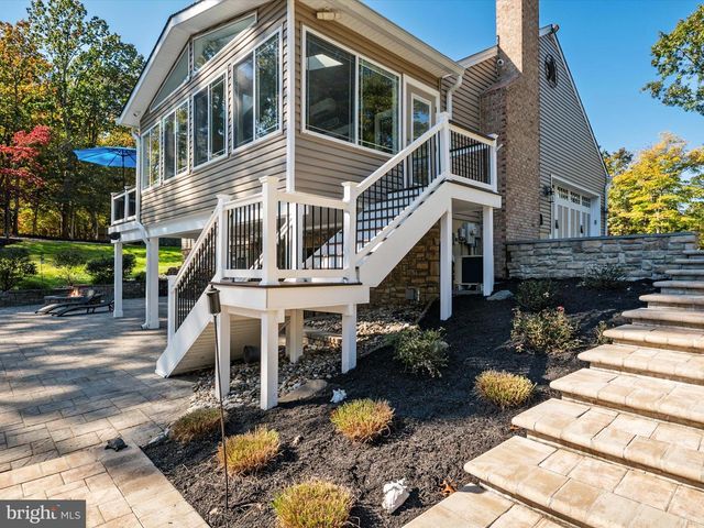 7677 BUSH AVE, Pasadena, MD 21122