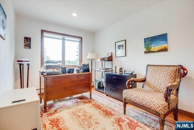 64 Roosevelt Avenue, North Haledon, NJ 07508
