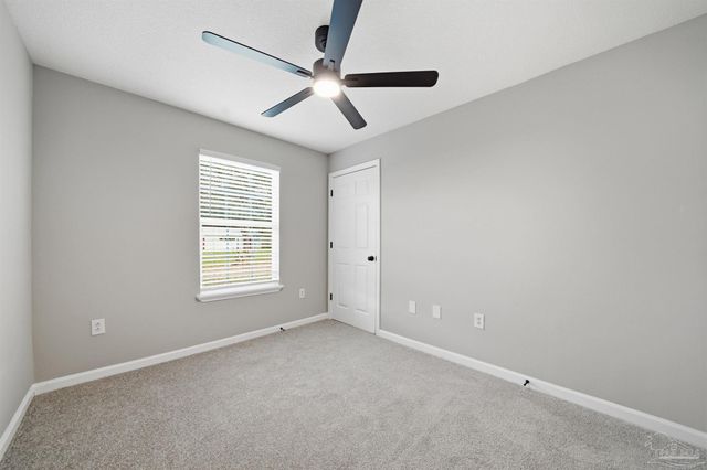 5 Whitehead Dr, Pensacola, FL 32503